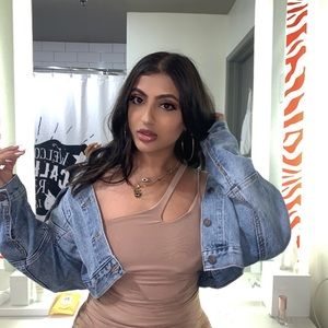 Meet your Posher, Amber